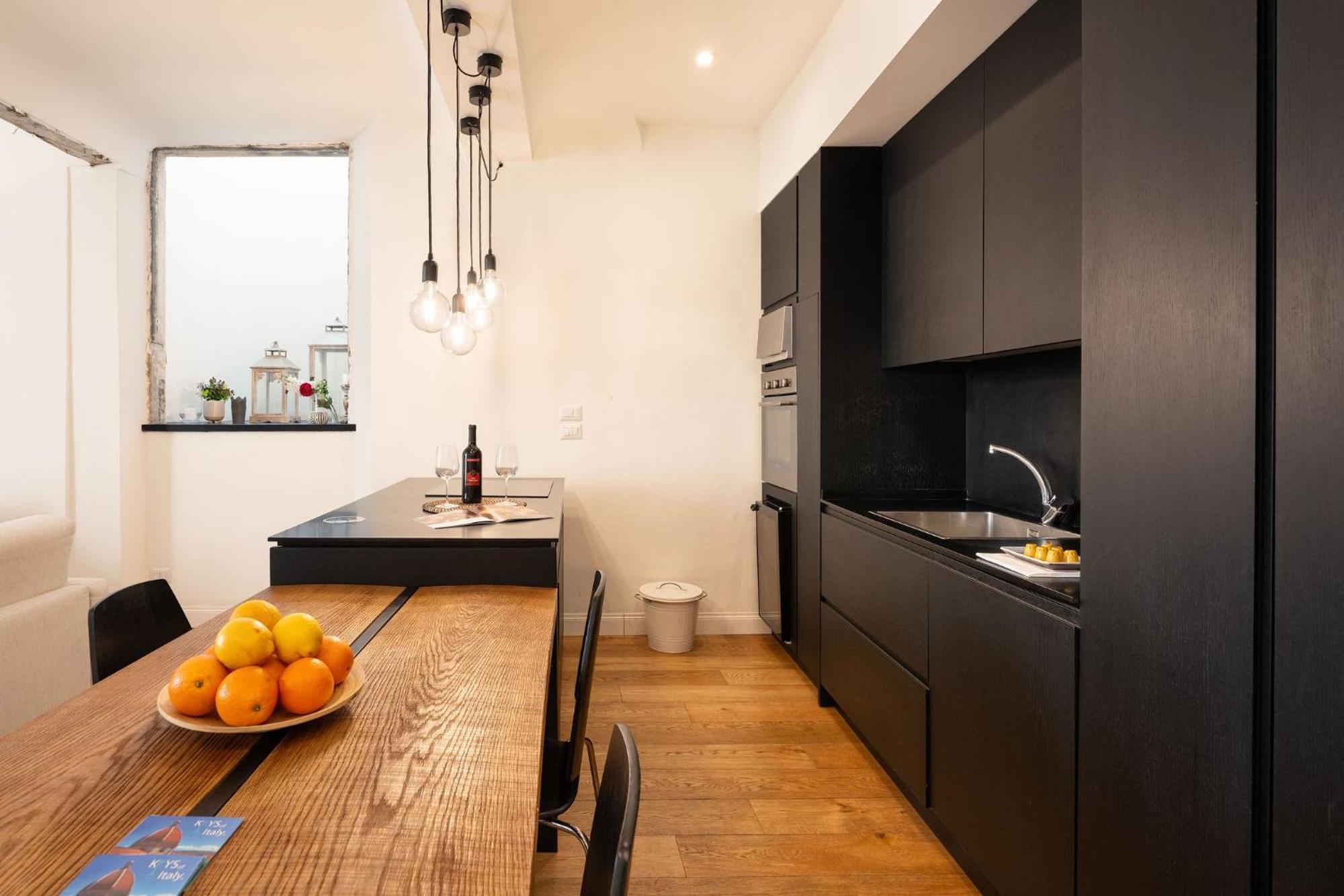 Ta - One Bedroom Luxury Apartment In The Fashion District ฟลอเรนซ์ ภายนอก รูปภาพ